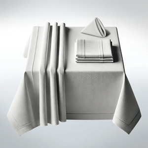 Linens, Cloth & Tabletop Materials